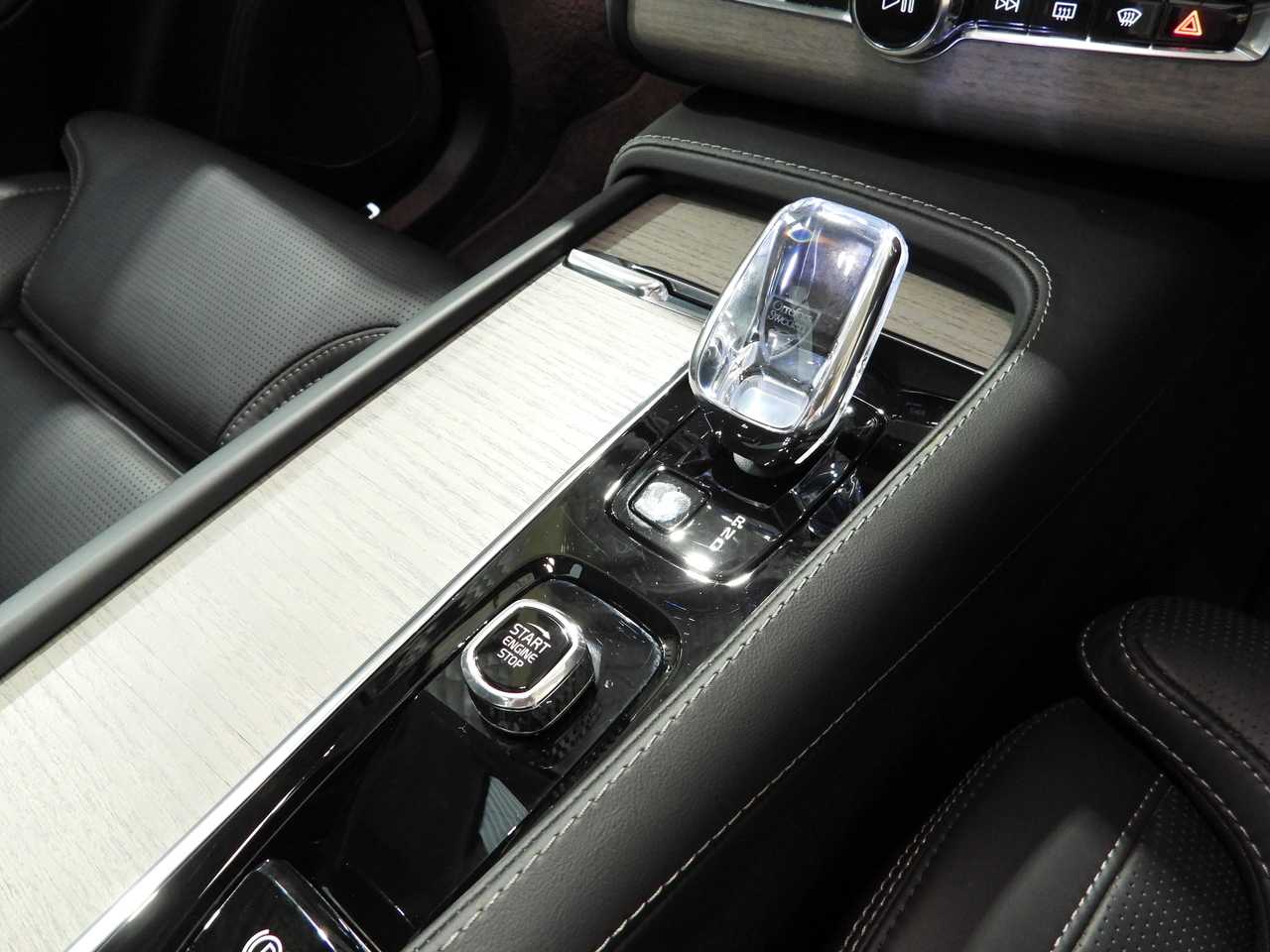 Volvo  XC90 Ultimate, B6 AWD Mild hybrid, Petrol, Bright, 7 Seats
