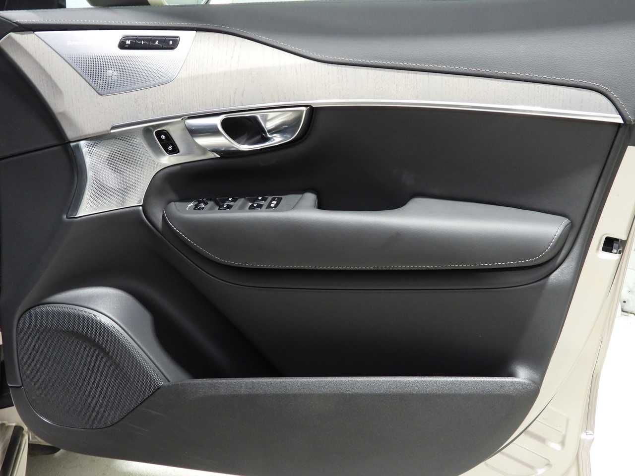 Volvo  XC90 Ultimate, B6 AWD Mild hybrid, Petrol, Bright, 7 Seats