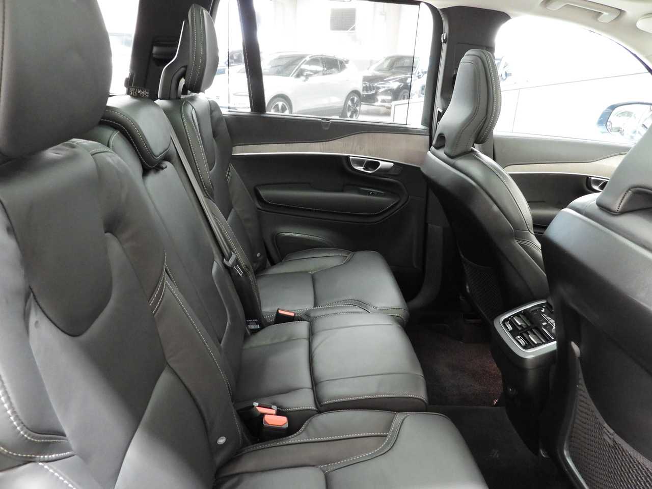 Volvo  XC90 Ultimate, B6 AWD Mild hybrid, Petrol, Bright, 7 Seats