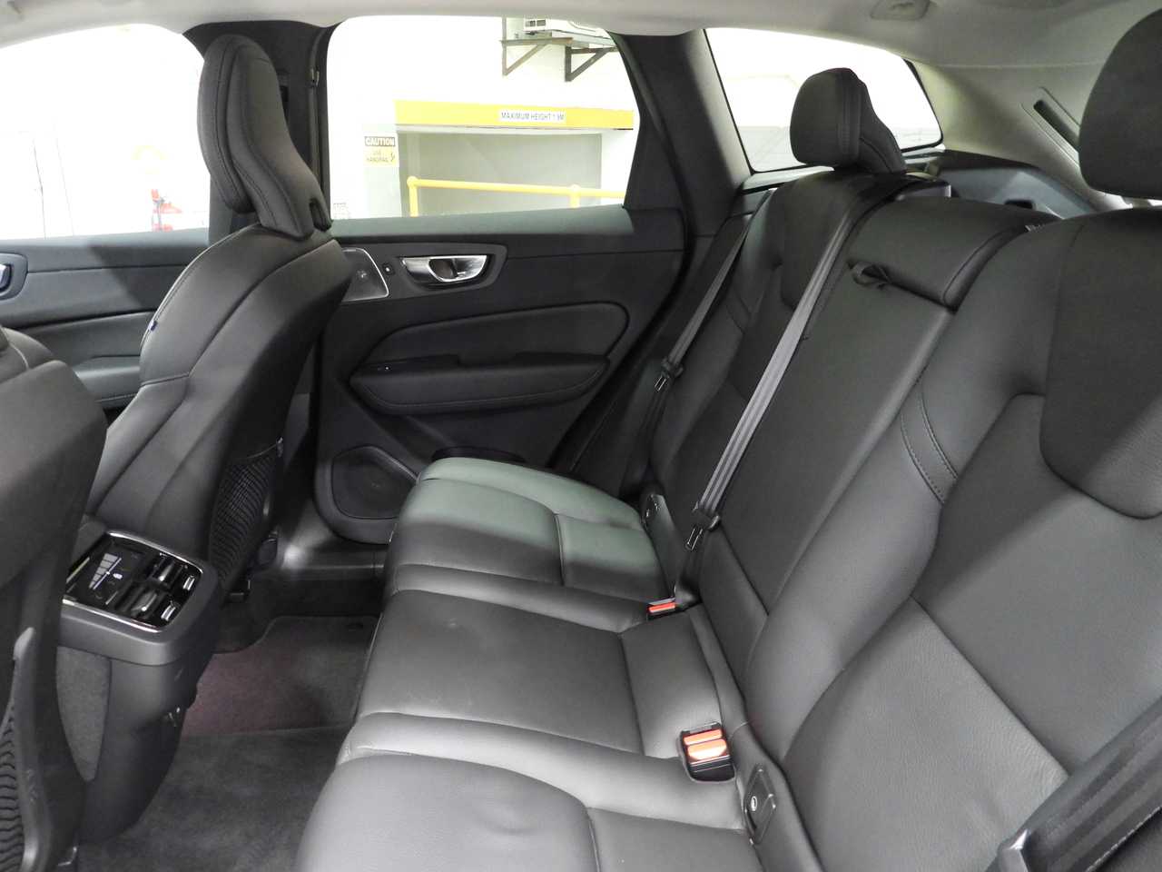 Volvo  XC60 Ultra, B5 AWD Mild hybrid, Petrol, Bright