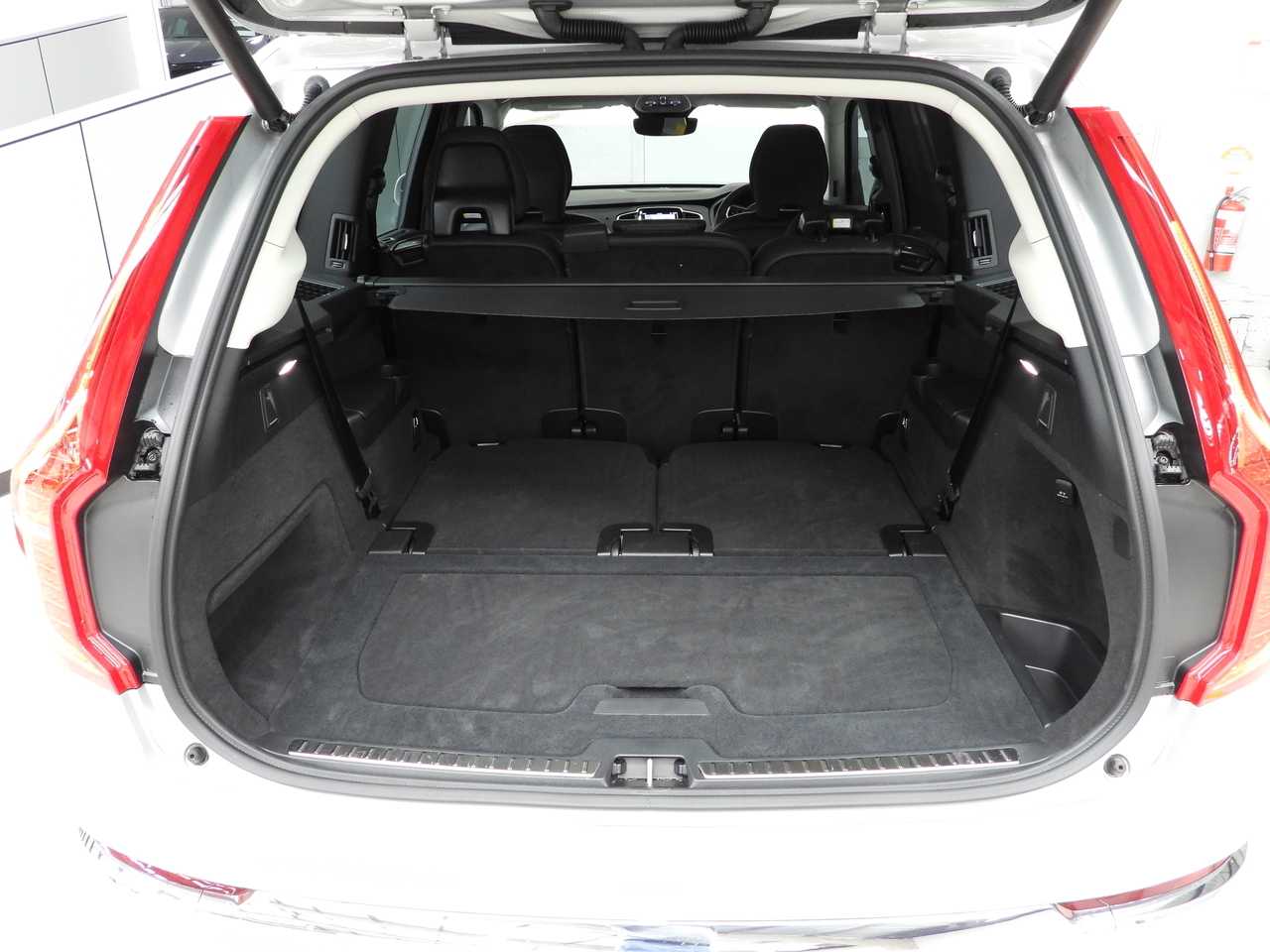 Volvo  XC90 Ultimate, B6 AWD Mild hybrid, Petrol, Bright, 7 Seats