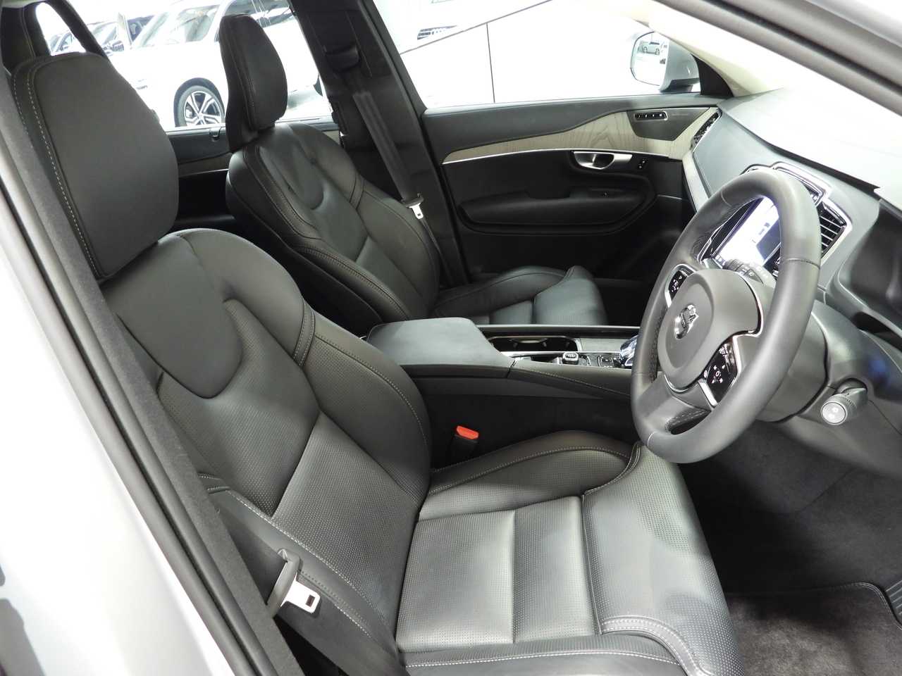 Volvo  XC90 Ultimate, B6 AWD Mild hybrid, Petrol, Bright, 7 Seats