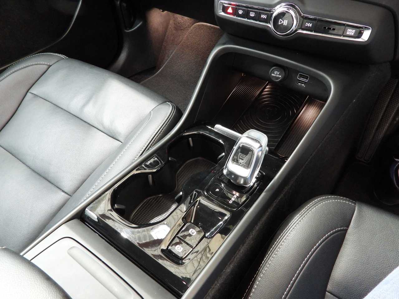 Volvo  XC40 T4 Inscription