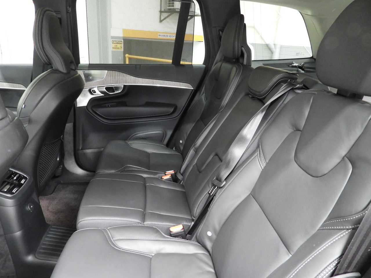 Volvo  XC90 Recharge Ultimate, T8 AWD Plug-in hybrid, Electric/Petrol, Dark, 7 Seats