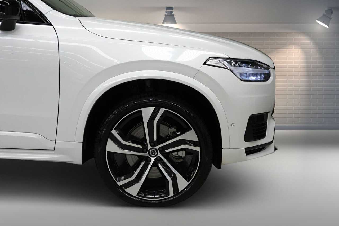 Volvo  XC90 Recharge Ultimate, T8 AWD Plug-in hybrid, Electric/Petrol, Dark, 7 Seats
