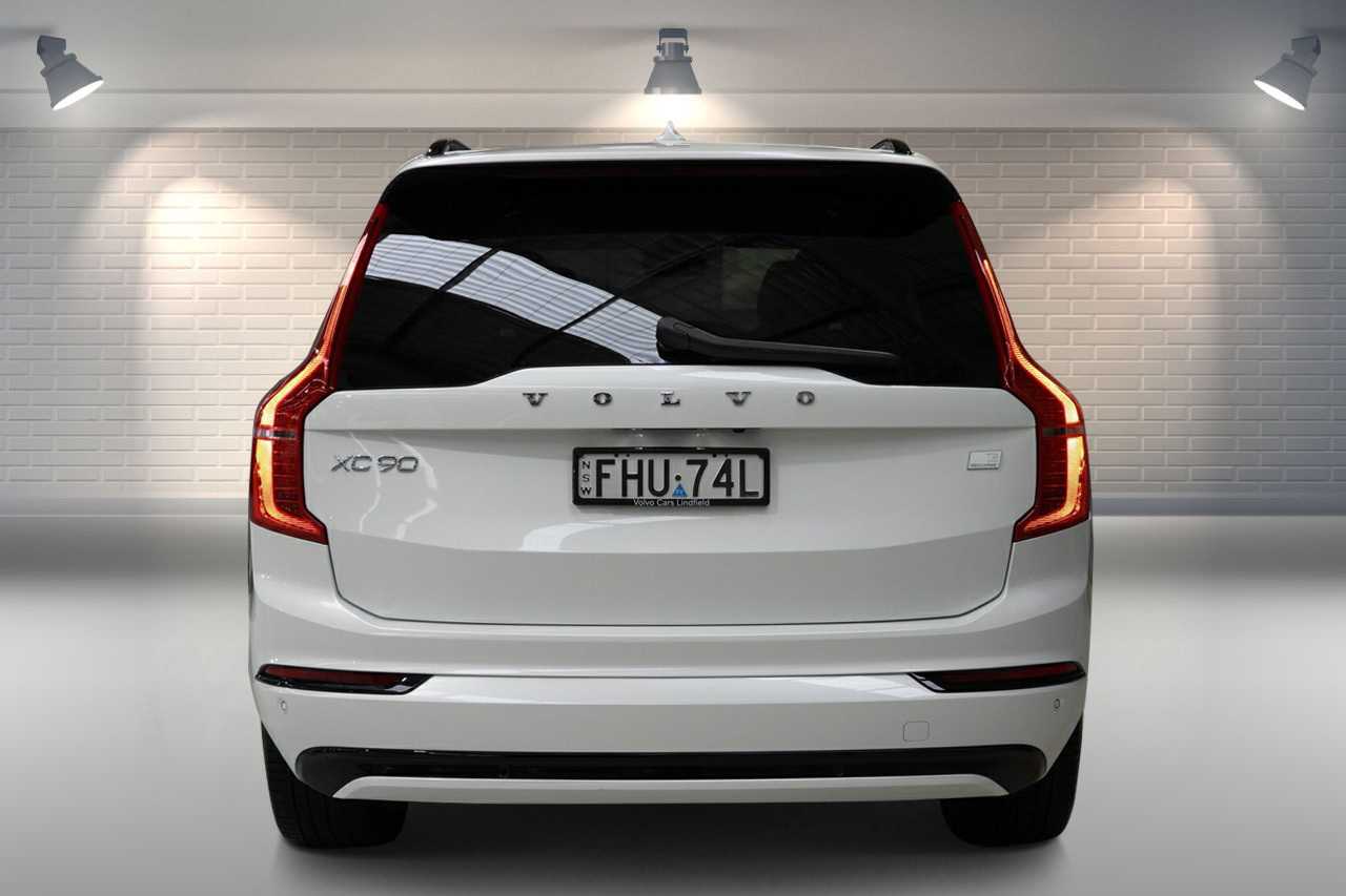 Volvo  XC90 Recharge Ultimate, T8 AWD Plug-in hybrid, Electric/Petrol, Dark, 7 Seats