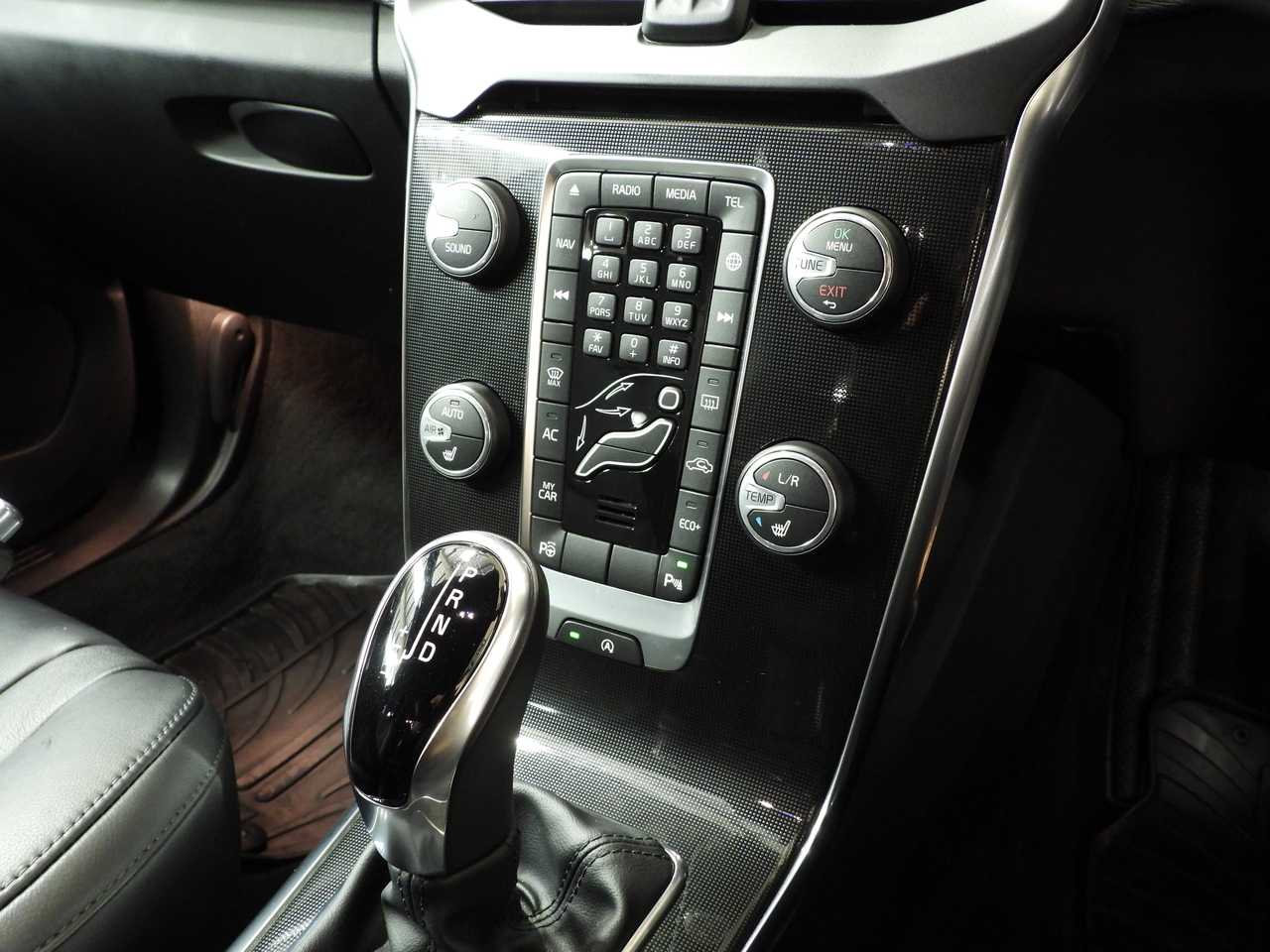 Volvo  M Series MY16 T3 Adap Geartronic Kinetic