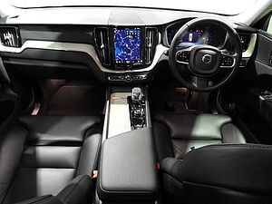 Volvo  XC60 Inscription, B5 mild hybrid