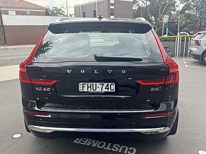 Volvo  UZ MY25 Ultra B5 AWD Bright