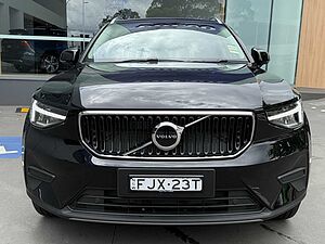 Volvo  XZ MY25 Plus B4 Special Edition