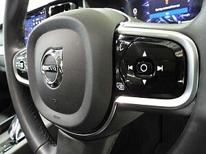 Volvo  XC60 Ultra, B5 AWD Mild hybrid, Petrol, Bright