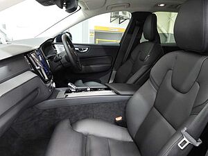 Volvo  XC60 Ultra, B5 AWD Mild hybrid, Petrol, Bright