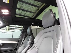 Volvo  XC90 Ultra, T8 AWD Plug-in hybrid, Electric/Petrol, Dark, 7 Seats