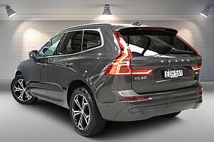 Volvo  XC60 Momentum, B5 mild hybrid