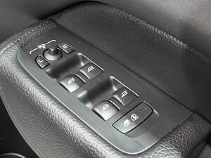 Volvo  XC60 Momentum, B5 mild hybrid