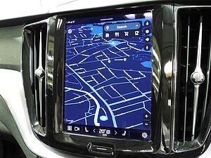 Volvo  XC60 Momentum, B5 mild hybrid