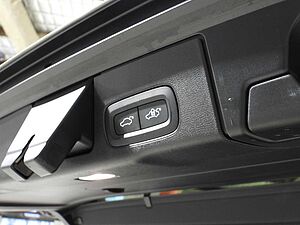 Volvo  XC60 Inscription, B5 mild hybrid