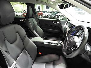 Volvo  XC60 Inscription, B5 mild hybrid