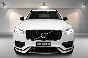 Volvo  XC90 Recharge Ultimate, T8 AWD Plug-in hybrid, Electric/Petrol, Dark, 7 Seats