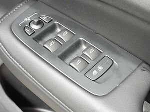 Volvo  V60 Cross Country Ultra, B5 AWD Mild hybrid, Petrol, Bright